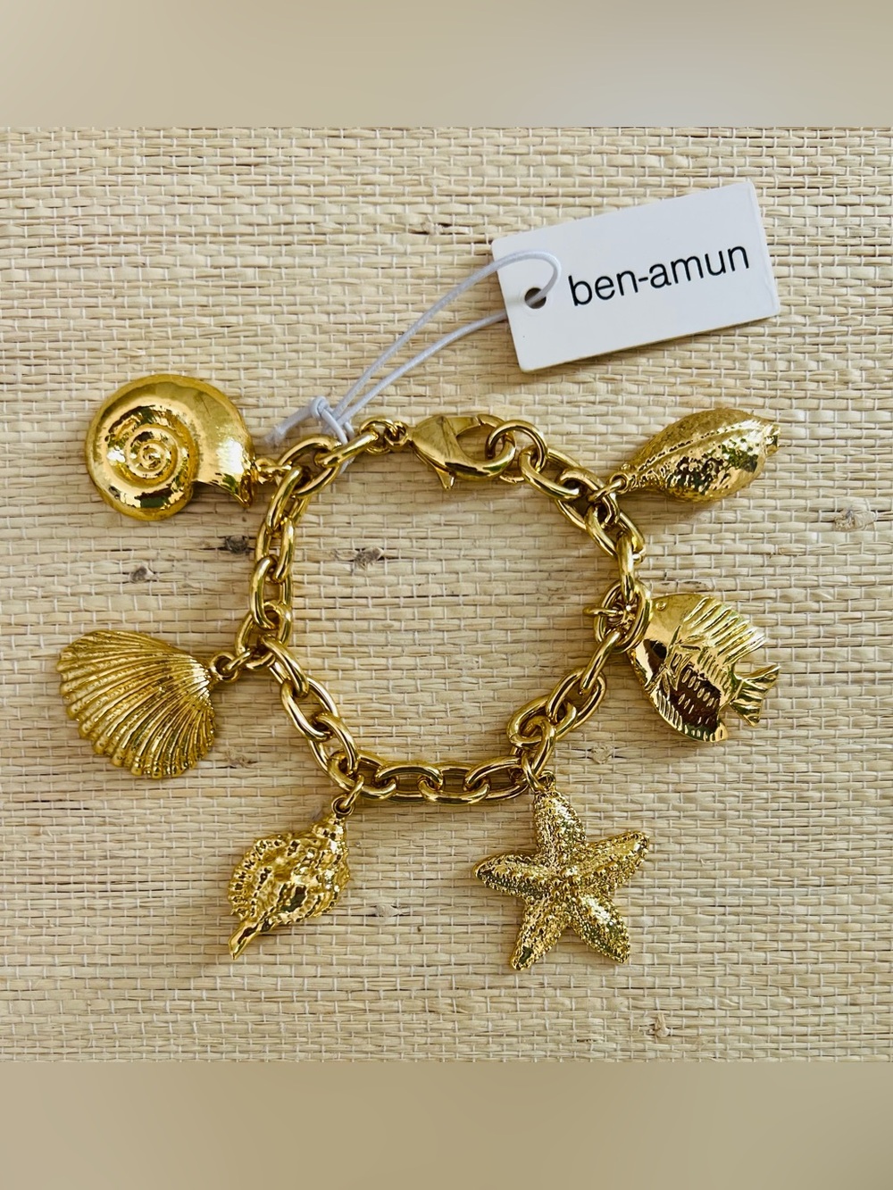 NWT  Ben-Amun 24 Karat Gold Plated Seashells Charm Bracelet